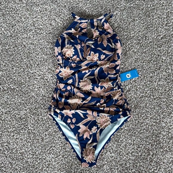 New With Tags Cupshe Flower Cutout Ruching One Piece Swimsuit Size Medium - Picture 6 of 7